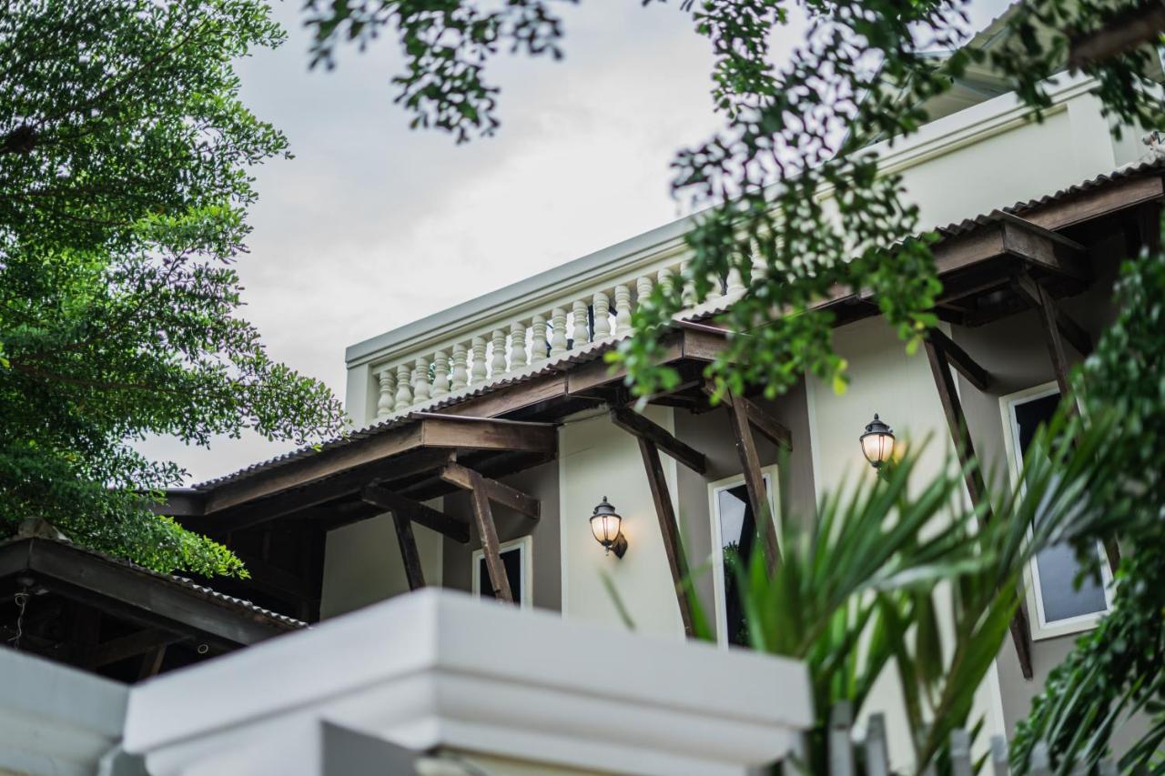 Makk Hotel Kampot Exterior photo