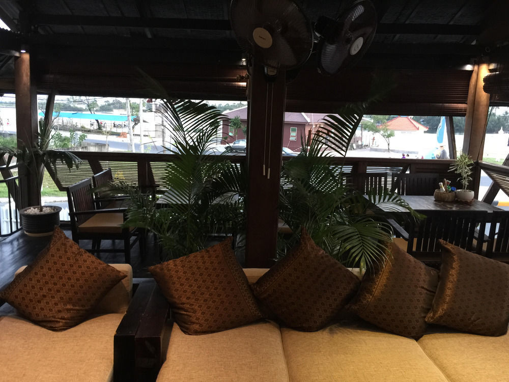 Makk Hotel Kampot Exterior photo